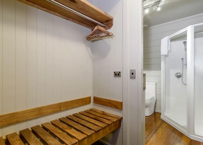 Koura 5*